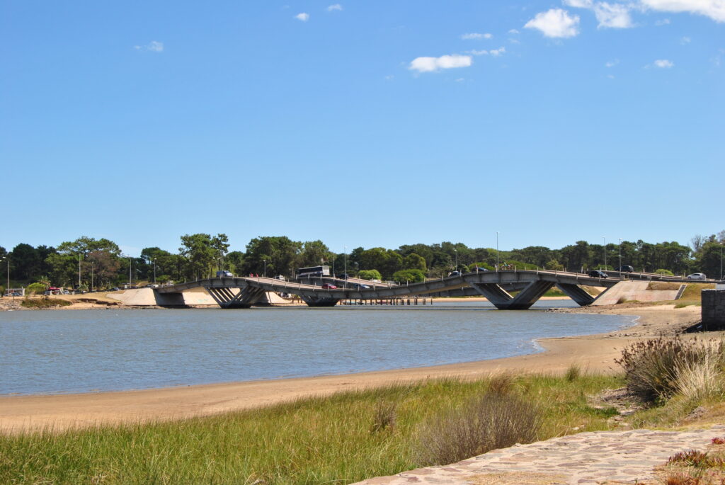 Puente la barra