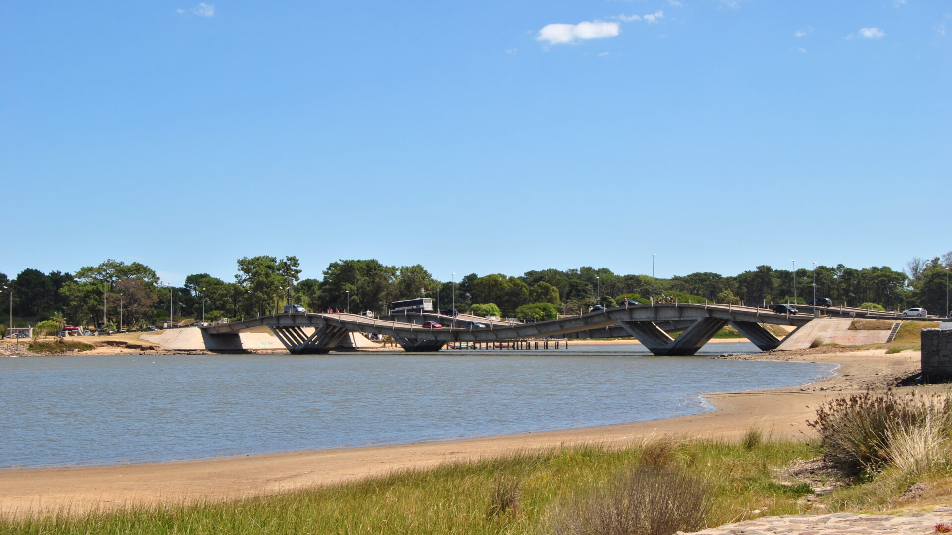 Puente la barra